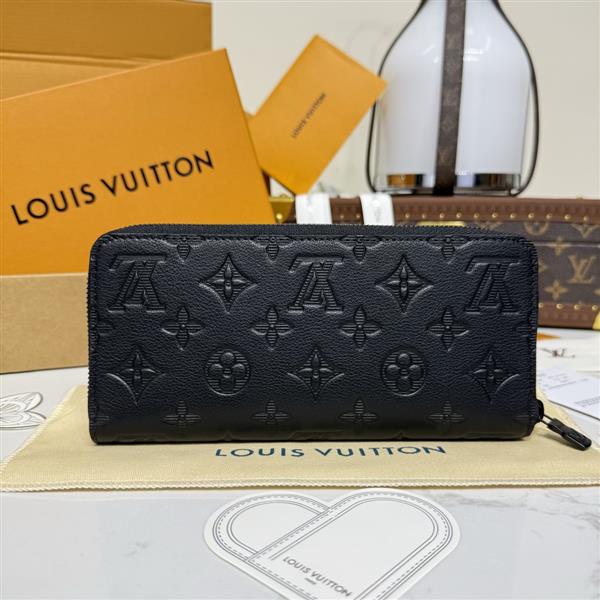 2026122105447732 310